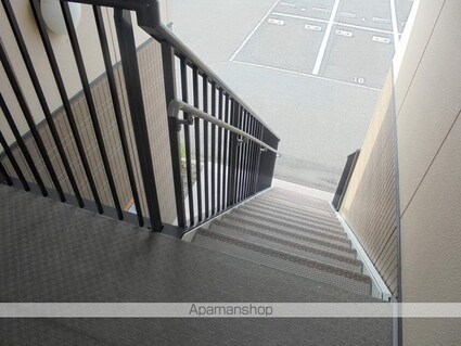 ヴィラ　島立[1LDK/39.32m2]の共用部1