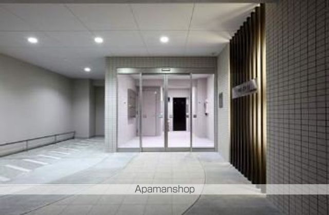 QUEENRICH新屋敷の玄関写真