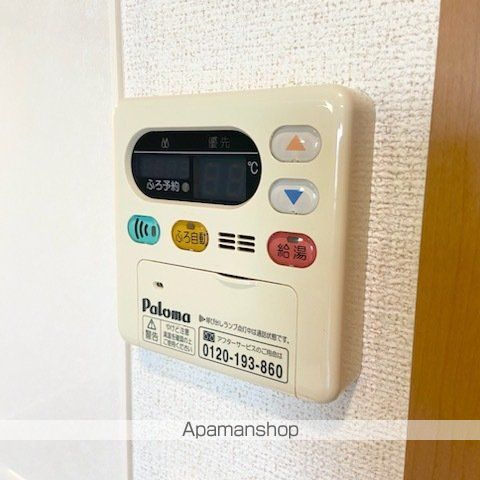 ファウンダー オブ ティーの内装写真