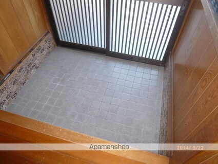 大門町貸家[6DK/105.16m2]の玄関