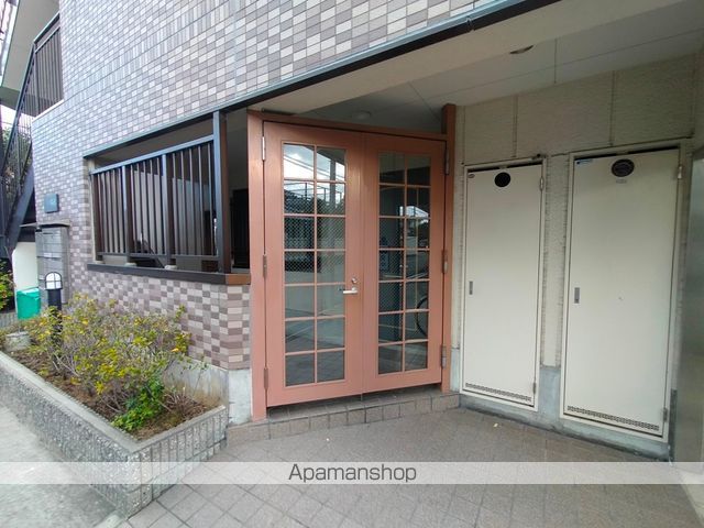 サニーコート石橋の玄関写真