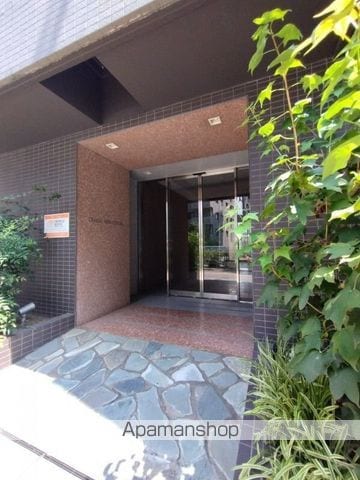 クレイシア新大塚の玄関写真
