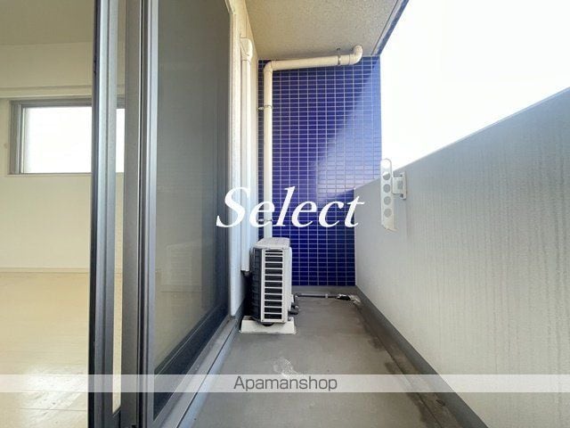 HUMAN RESIDENCEの内装写真