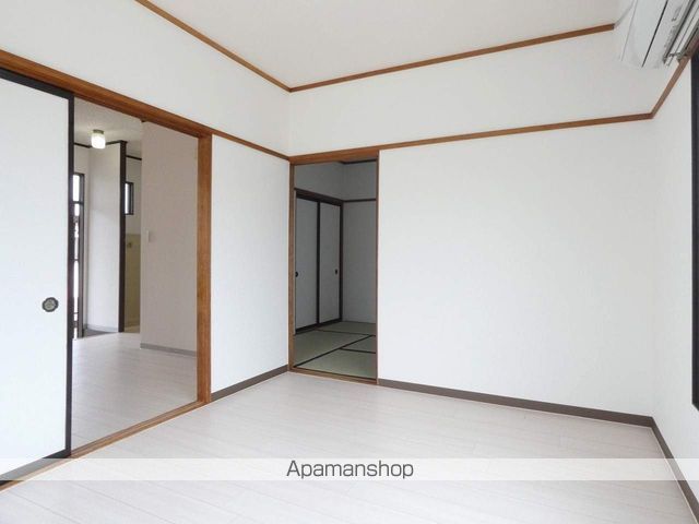 ハートハイツCの内装写真