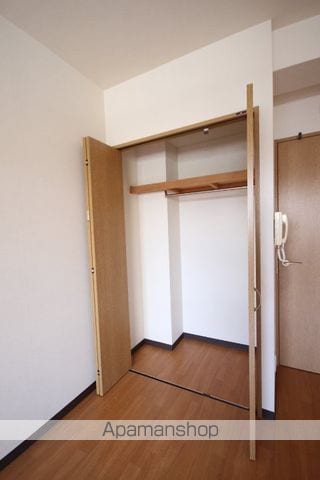 カサル・ミーサの内装写真