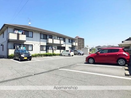 メゾン・エスポワール　Ａ棟[2LDK/53.48m2]の駐車場1