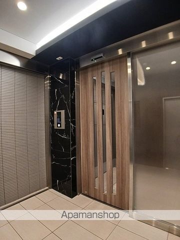 ヴィラ フェリシア 小台橋の玄関写真