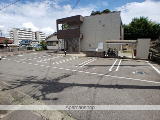 クレイノ浜御殿[1K/25.89m2]の駐車場