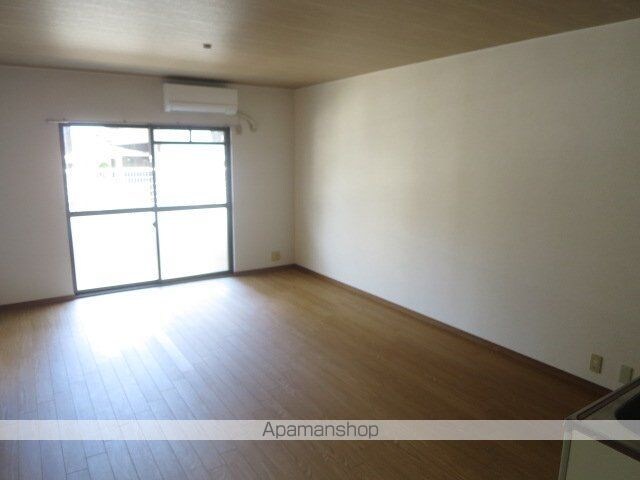 ウィンズ長戸[2LDK/56.85m2]のリビング・居間