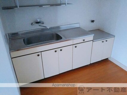 愛媛県松山市石手４丁目[2LDK/47m2]の内装2