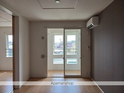 グランベール[2LDK/56.42m2]のリビング・居間
