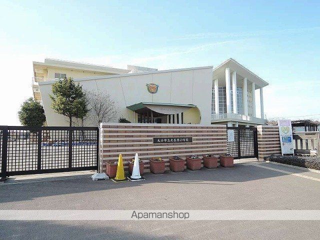 グローリア・Tの周辺写真