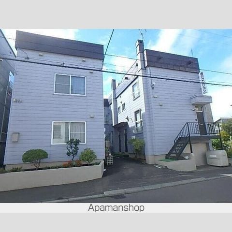 笹川マンションの外観写真