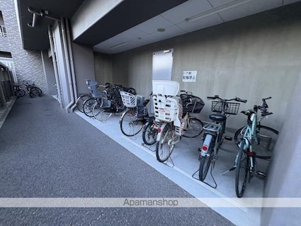香川県高松市桜町２丁目[2SLDK/68.06m2]の共用部2