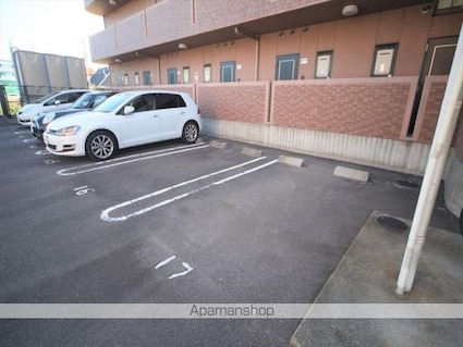 香川県高松市太田下町[1K/29.92m2]の駐車場