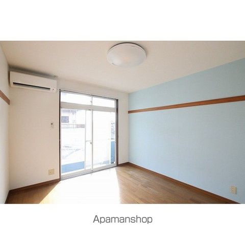 アーバンエイトの内装写真