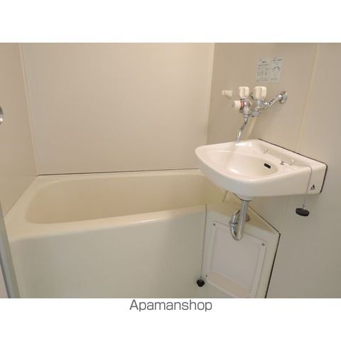 アパートメントワキザカの内装写真