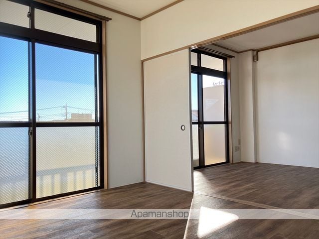 清水マンションの内装写真