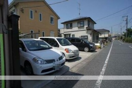 カーサヴェルデ[2LDK/51m2]の駐車場2
