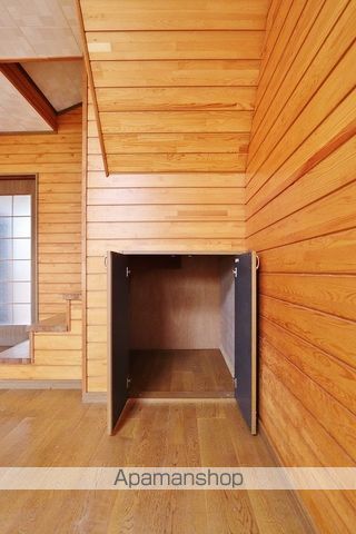 牟岐線 阿波富田駅 徒歩15分 2階建 築64年の内装写真