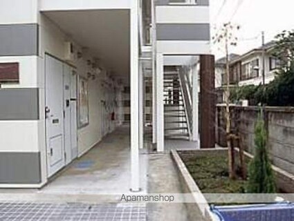 レオパレススプリング[1K/23.18m2]の外観3