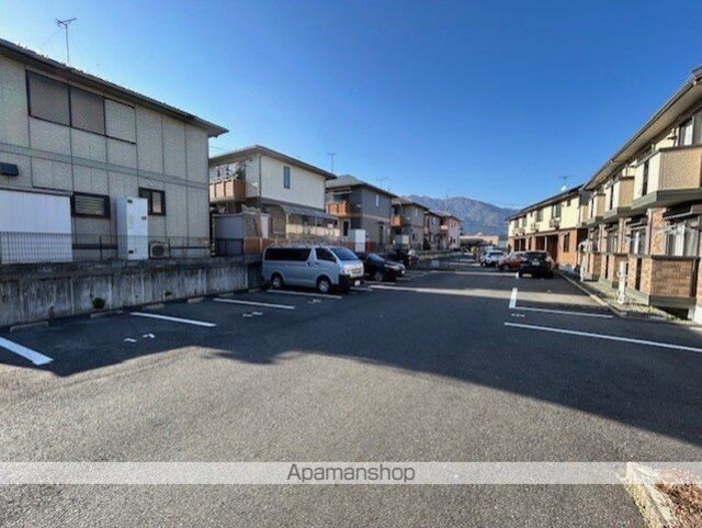 アルボルモニアⅢ[2DK/56.26m2]の駐車場2