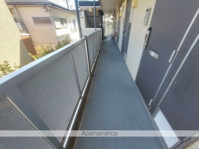 【新宿区中落合のマンションの写真】