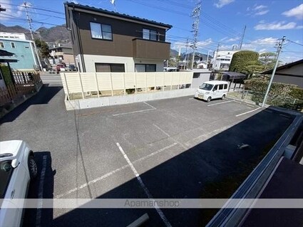 フレグランス杏[1K/24.24m2]の駐車場2