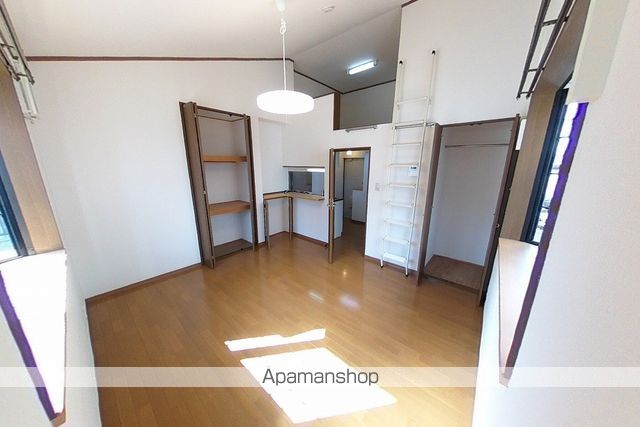 ヴィアーレ学校町の内装写真