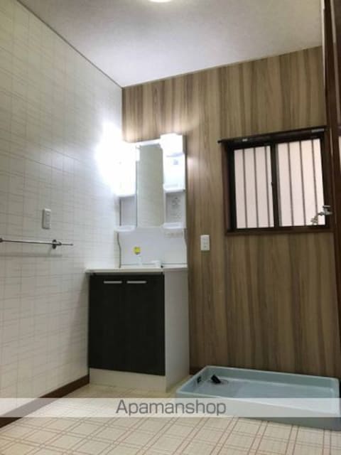 内原戸建[4DK/84.04m2]の洗面所
