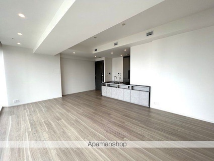 ＨＡＲＵＭＩ　ＦＬＡＧ　ＳＵＮ　ＶＩＬＬＡＧＥ　Ｔ棟[2LDK/96.87m2]のリビング・居間2