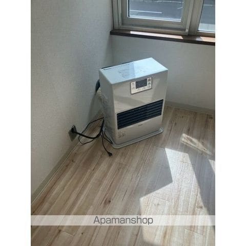 ハピネス栄町の内装写真