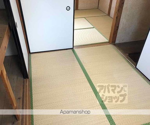 松尾鈴川町貸家11ー1の内装写真