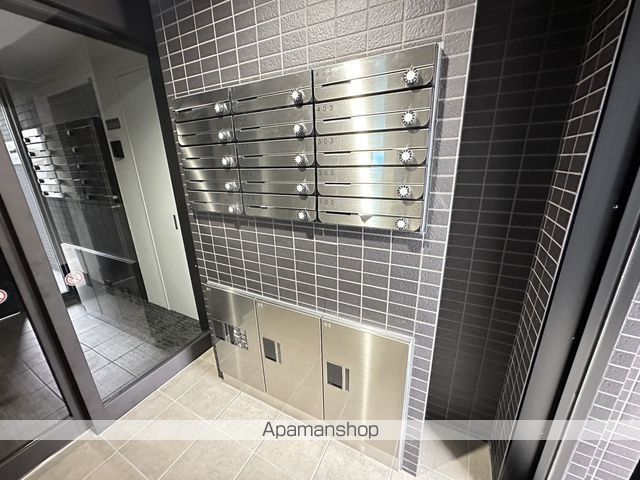 グランルーブルTM栄町の玄関写真