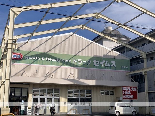 モーメントヤマイチの周辺写真