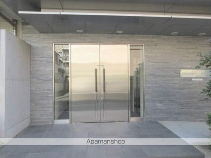 エスティメゾン高円寺[1LDK/47.44m2]のエントランス3