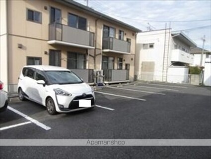 長野県長野市安茂里小市２丁目[1LDK/40m2]の駐車場2