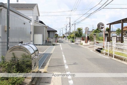 サニー　ヴィオラ[1DK/40.57m2]の周辺1