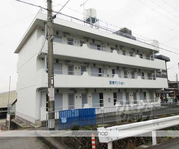 西浦マンションの外観写真