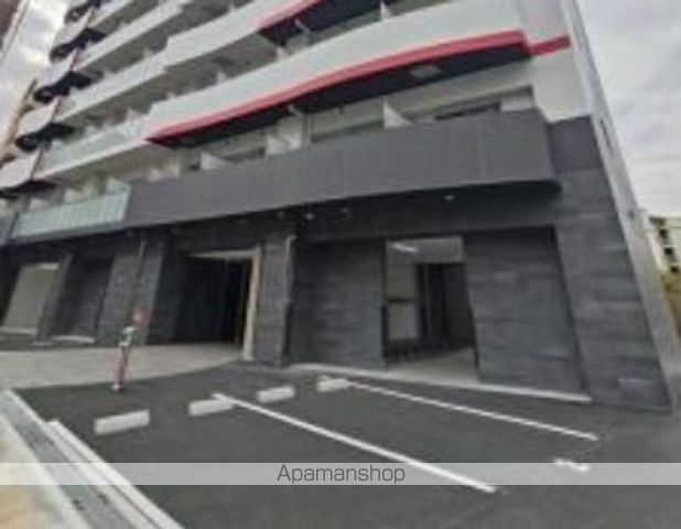 アリヴィス放出の玄関写真