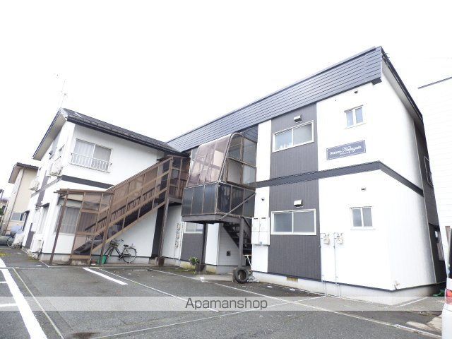 めぞん中里の外観写真
