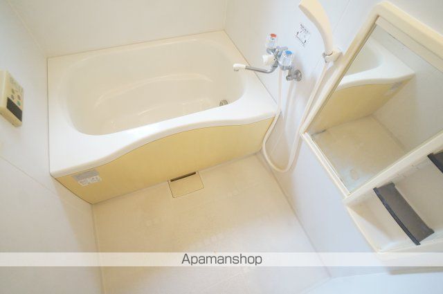 クレストタウンF棟の内装写真