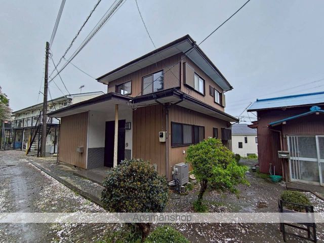 伊勢原石田貸家の外観写真