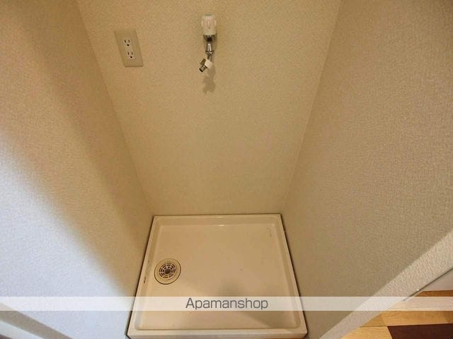 センターアイランドの内装写真