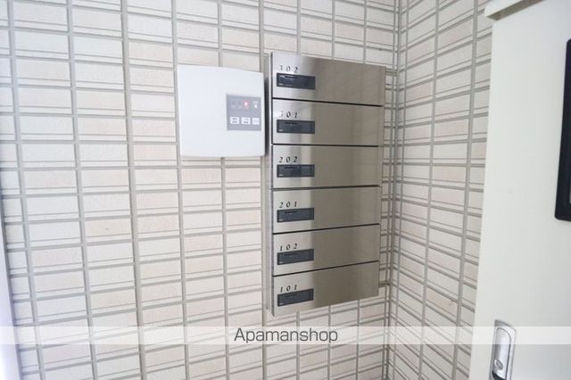 アローフィールド Bの玄関写真