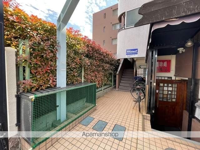 ホープフル潮江の玄関写真
