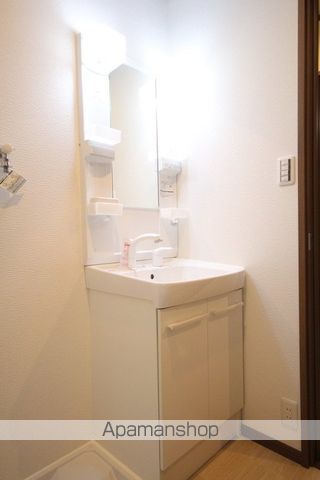 ハイツ上野東の内装写真