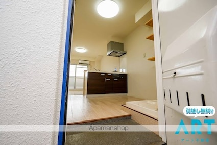 アルト雄郡　東棟[1R/22.9m2]の玄関