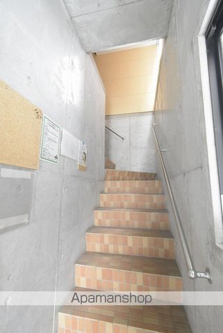 サンピア福住2ー3の玄関写真