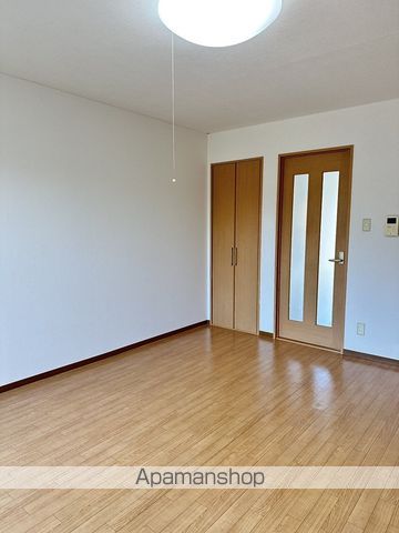 ドゥウェル婦中の内装写真